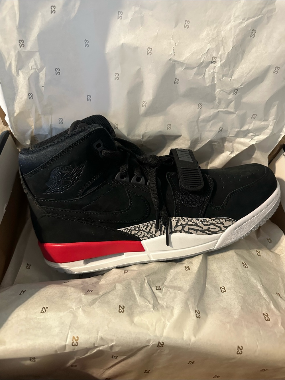 Jordan Air Legacy 312 Men's Black Sneakers - Picture 2 of 4